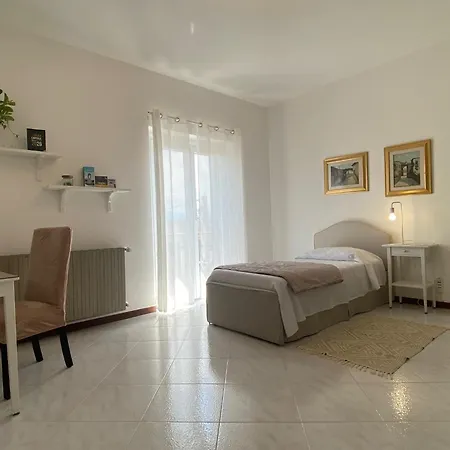 Amal'a-i 4 Camere-5 Ospiti-2 Bagni Parcheggio Videosorvegliato Gratis *